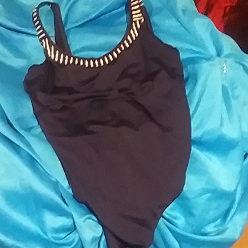Bathing suit